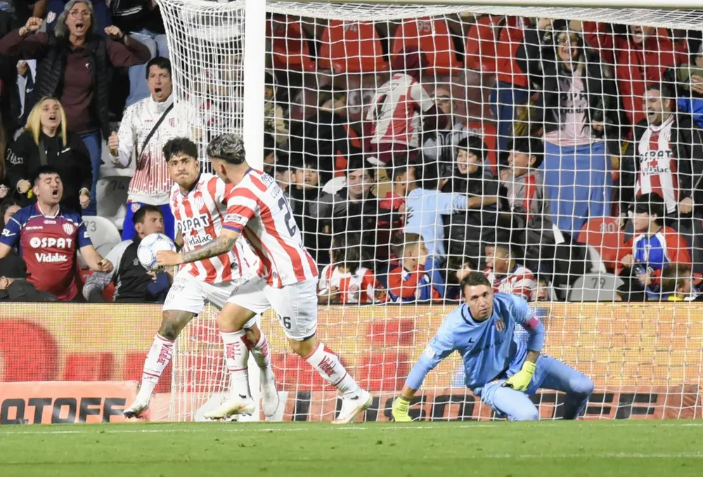 estudiantes-vs-union-cristian-tarragona-gol