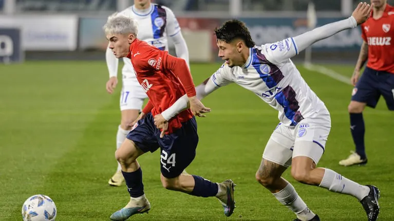 independiente-enfrenta-a-godoy-cruz-en-busca-de-avanzar-a-cuartos-de-final-de-la-copa-argentina-foto-fotobaires-PCL4THYLZ5BBJCZRBVPNQDDDZU